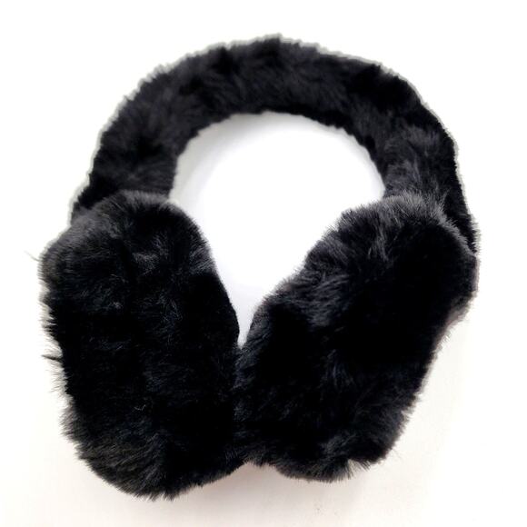 APPARIS Abby Faux-Fur Scarf Set with Black Earmuffs MSRP$190 NEW! - Picture 10 of 15